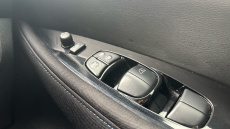 Nissan LEAF 110kW N-Connecta 39kWh 5dr Auto Electric Hatchback